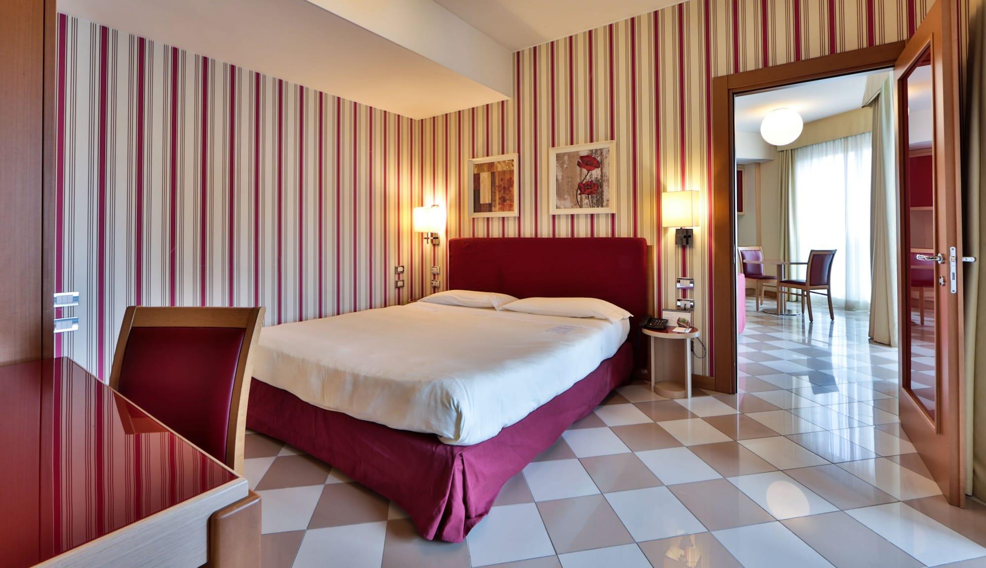 Apart-hotel The One Milano & San Donato Milanese