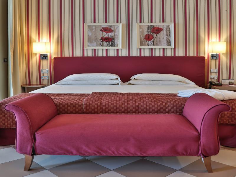 The One Milano & Apart-hotel 4*