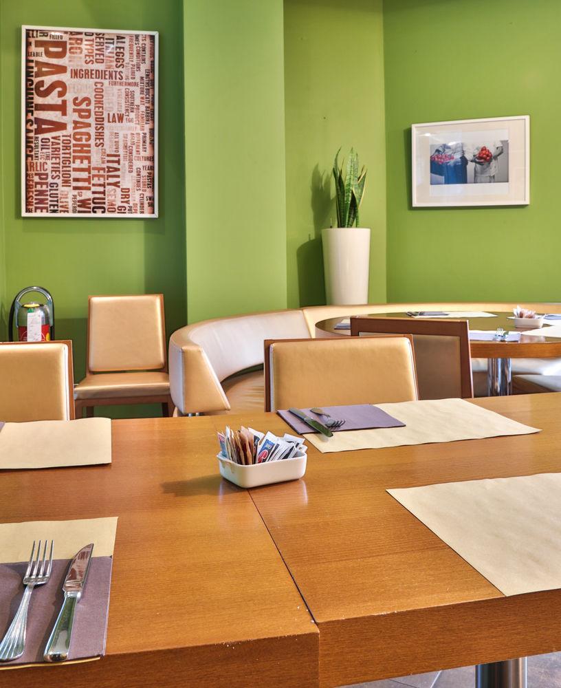 Apart-hotel The One Milano & San Donato Milanese